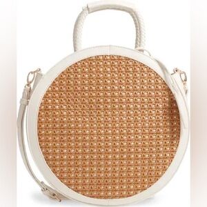 Sole Society Nikole Faux Leather Circle Tote does not have crossbody strap